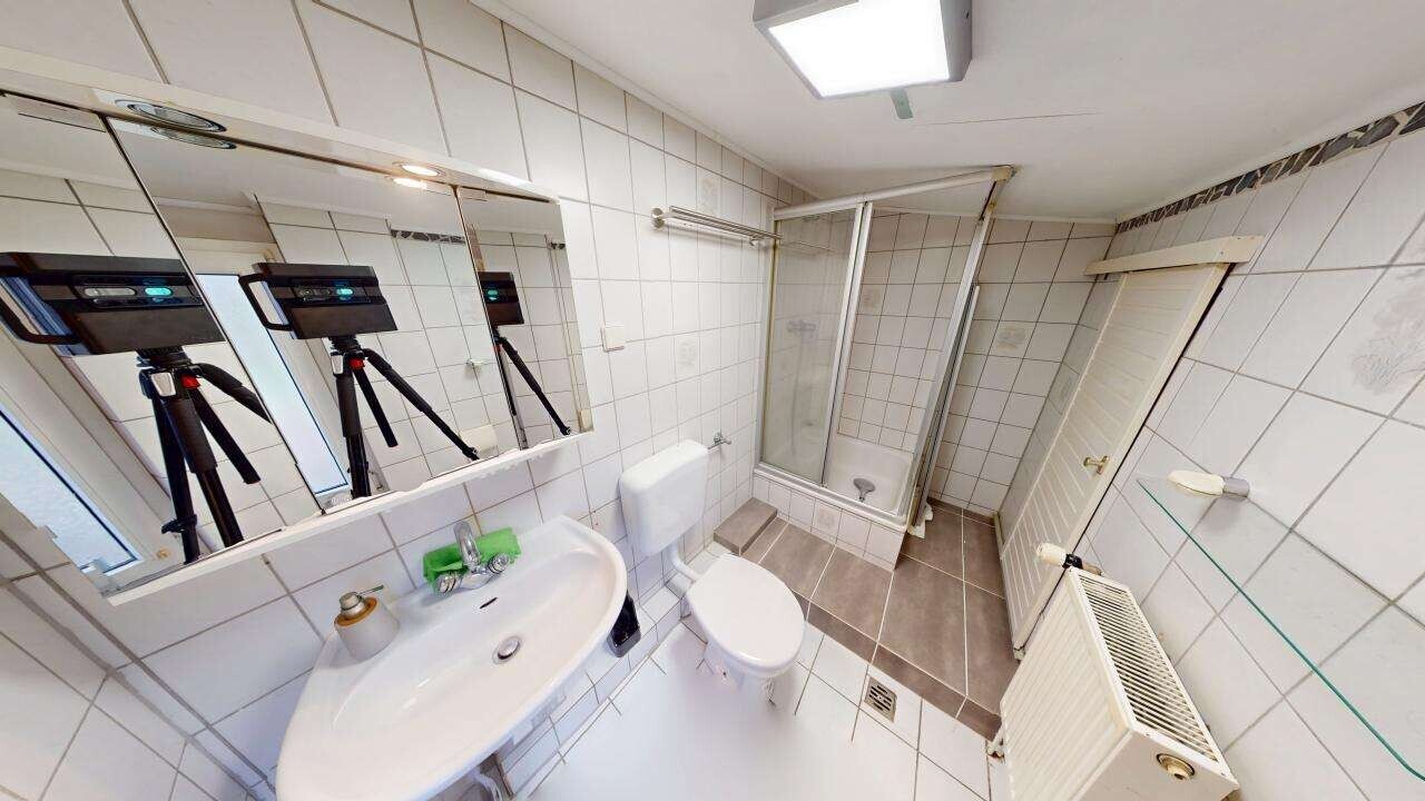 Badezimmer 1.OG