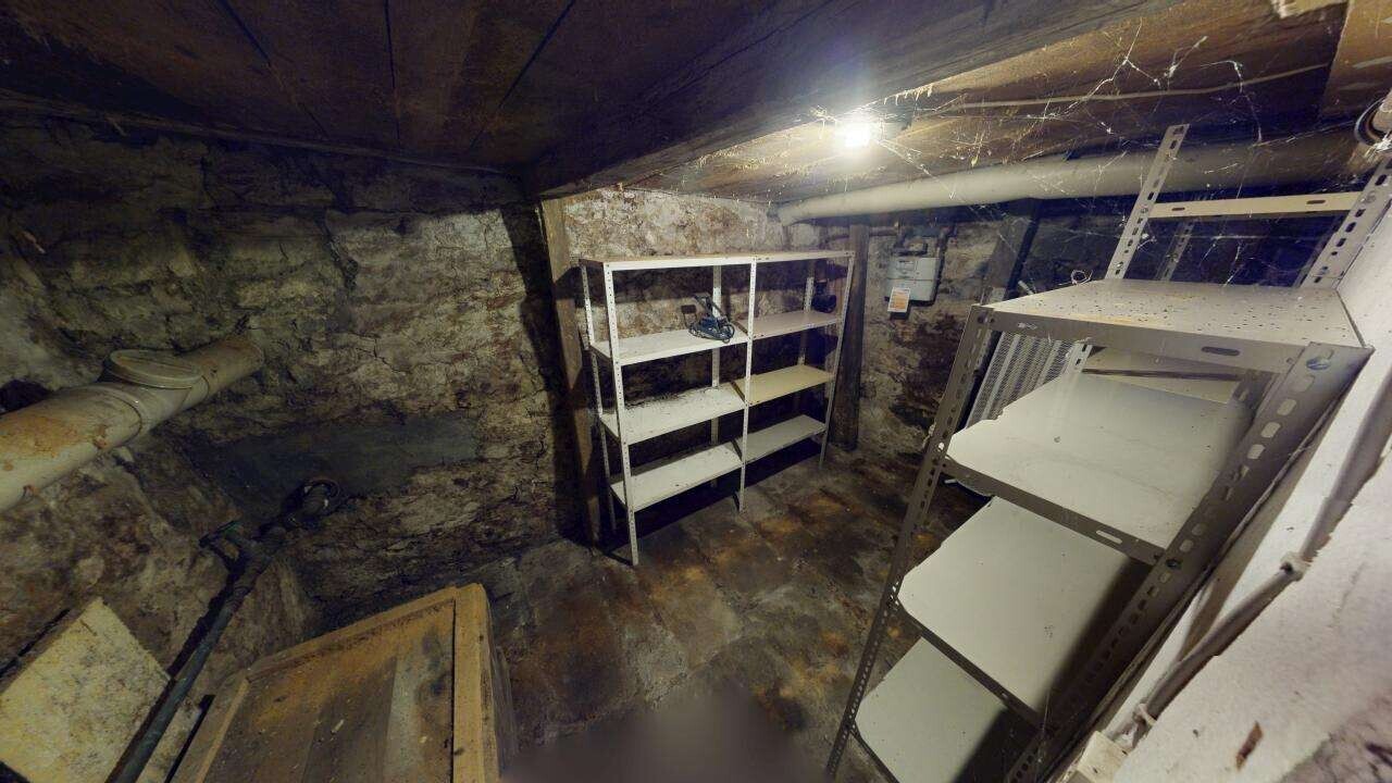 Keller