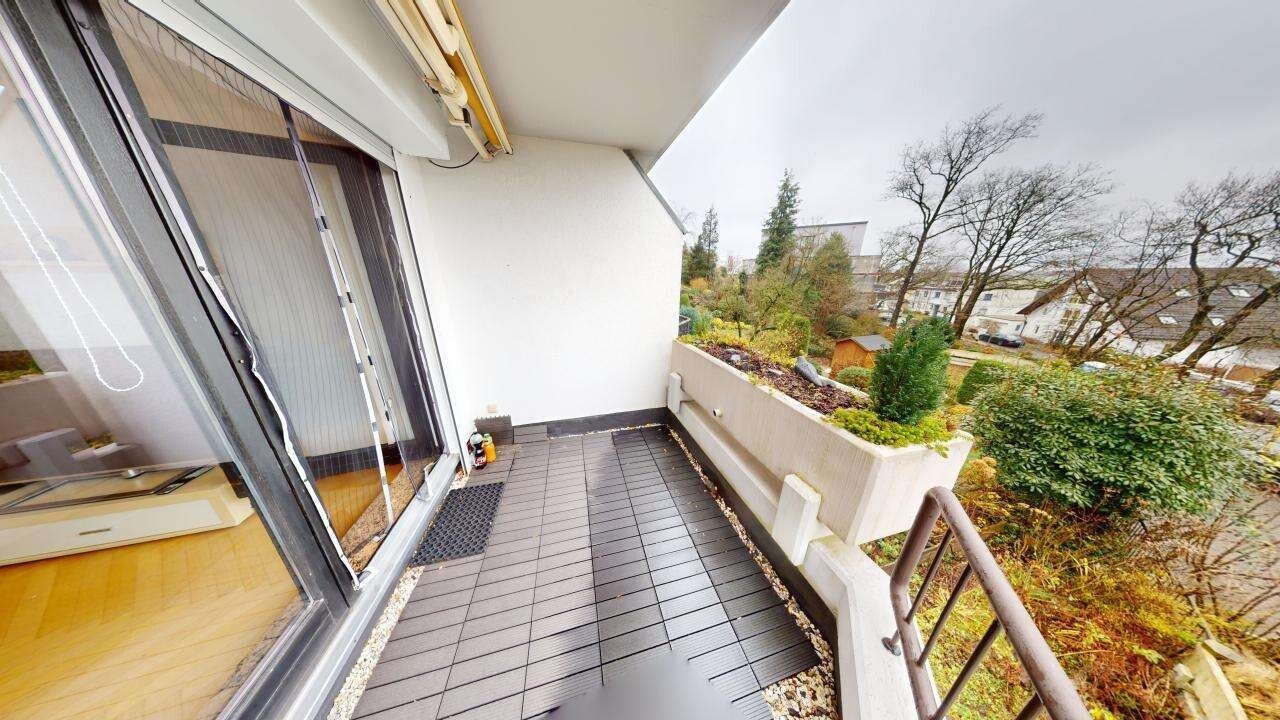 3 Zimmer mit 2 Balkonen, Garage und Stellplatz