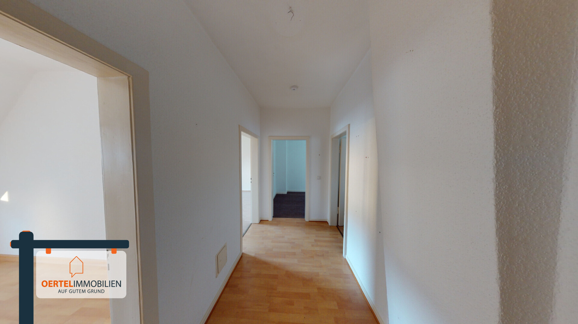 Flur_1-ETW-Wuppertal_Barmen-Oe