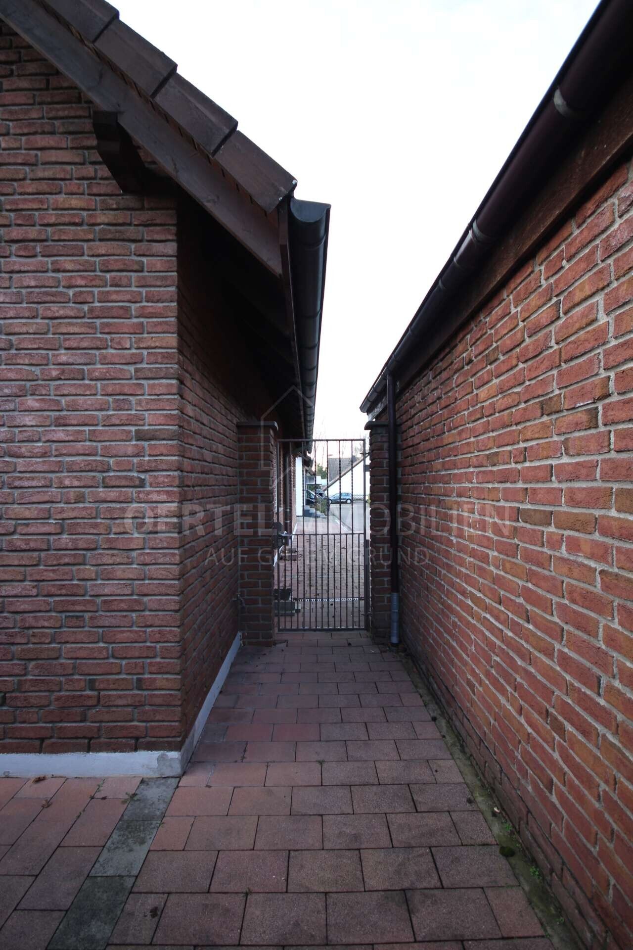 44379-Dortmund_Auf-der-Kiste-4