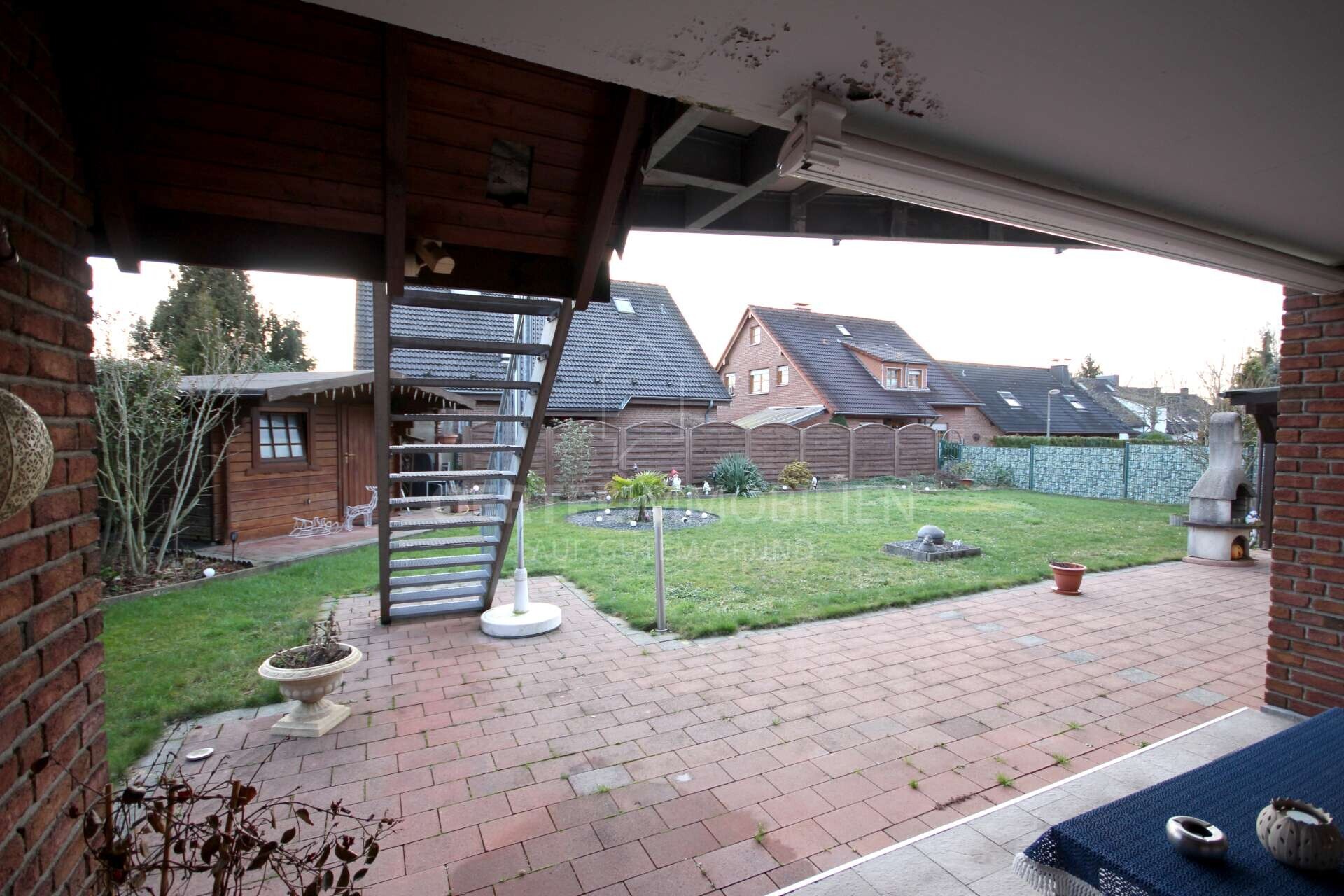 44379-Dortmund_Auf-der-Kiste-4
