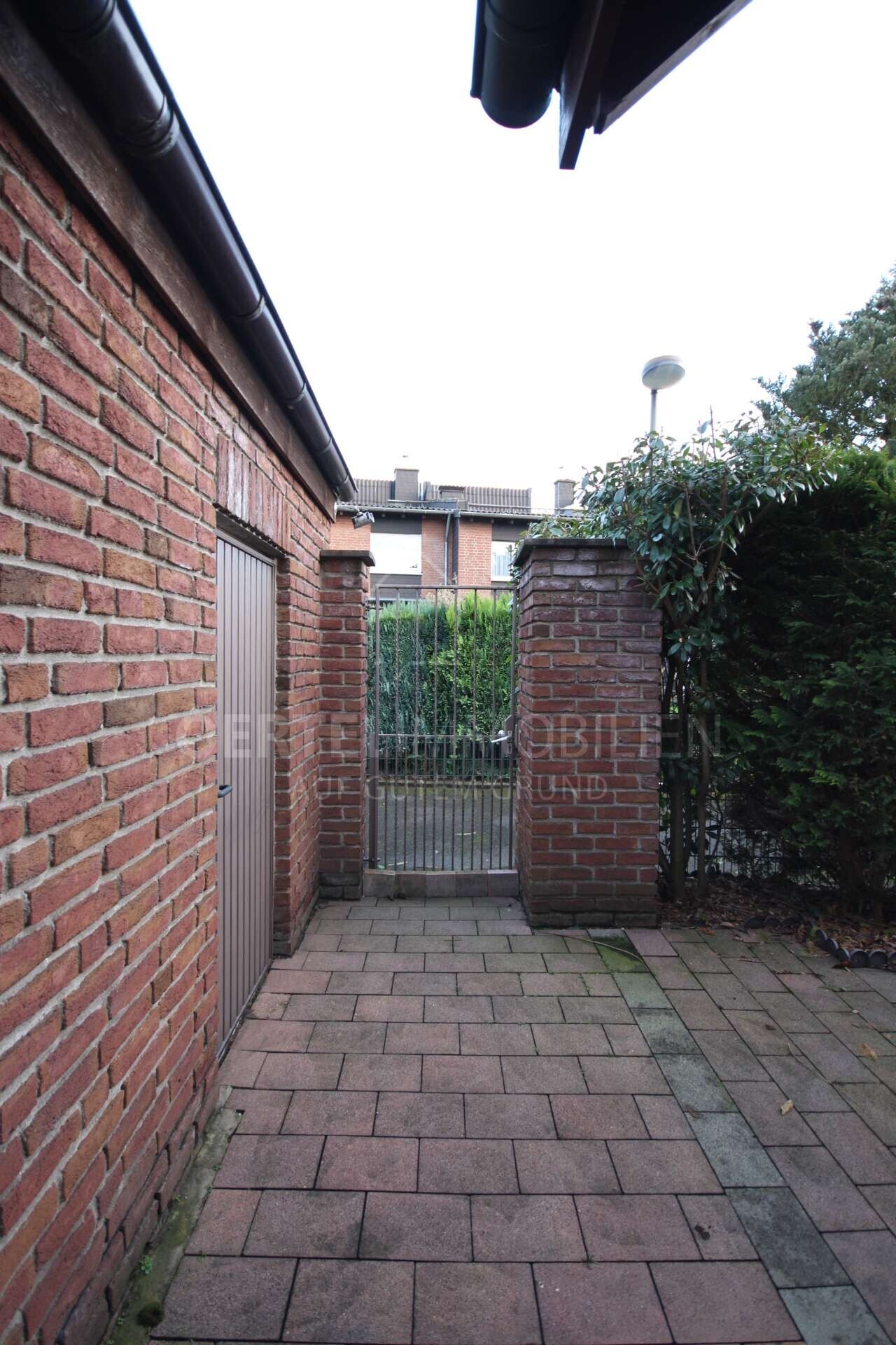 44379-Dortmund_Auf-der-Kiste-4