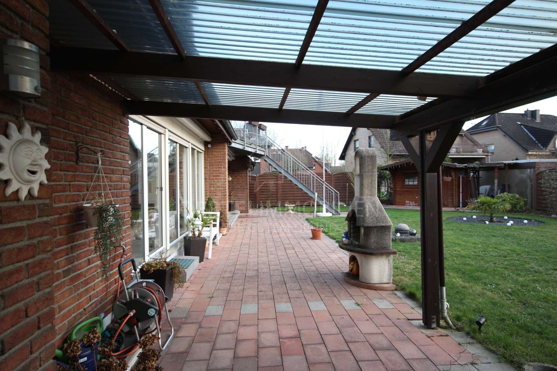44379-Dortmund_Auf-der-Kiste-4