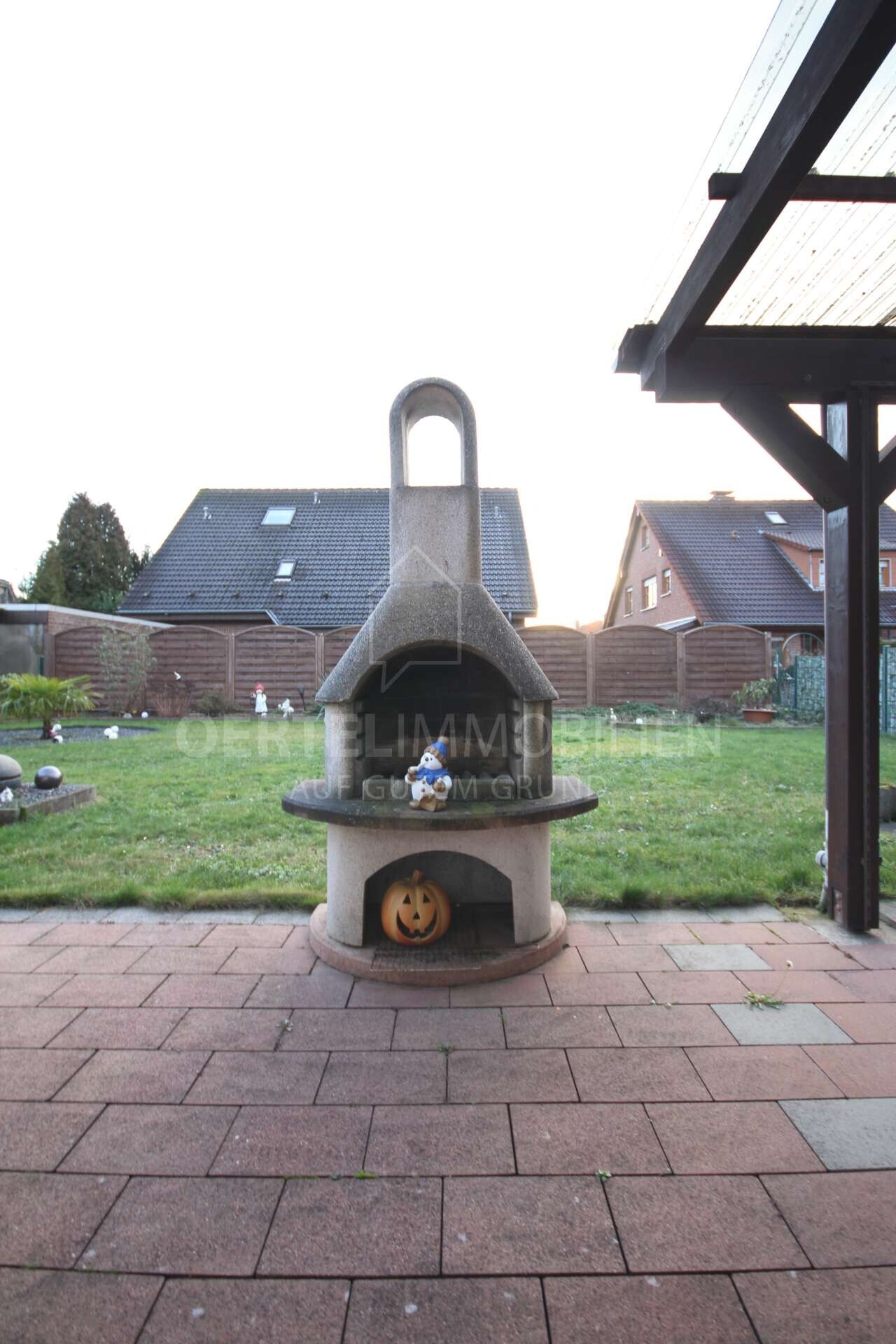 44379-Dortmund_Auf-der-Kiste-4