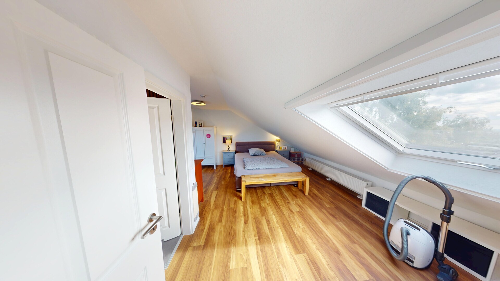 Schlafzimmer 2 OG