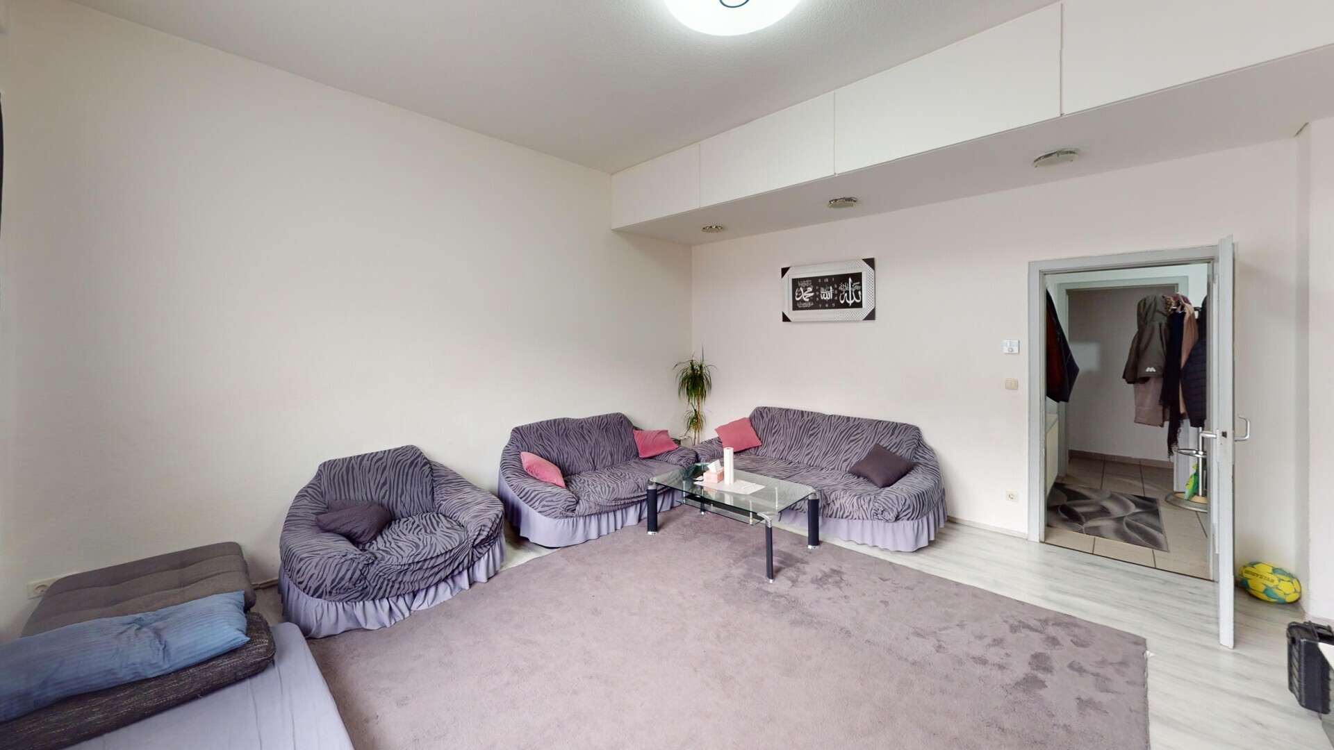 42109-Wuppertal-Uellendahlerstr-483-Living-Room 2