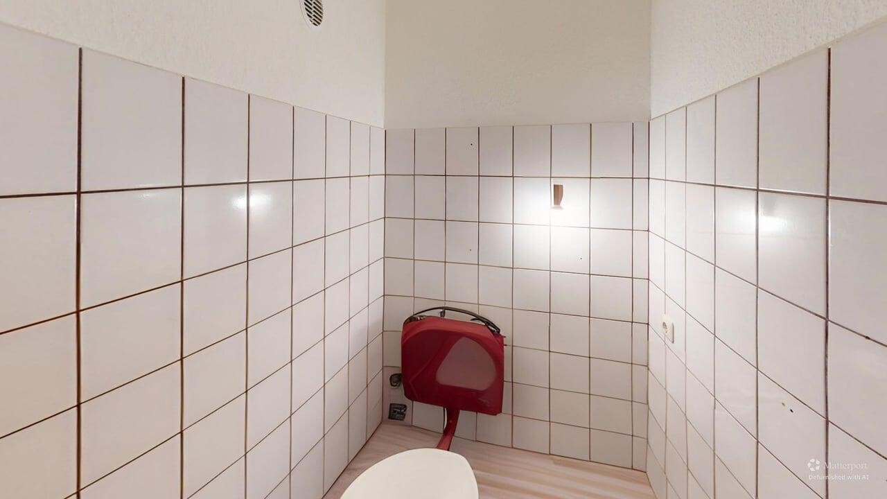 Hauptstrae-78-42349-Wuppertal--Bathroom-Defurnished 1