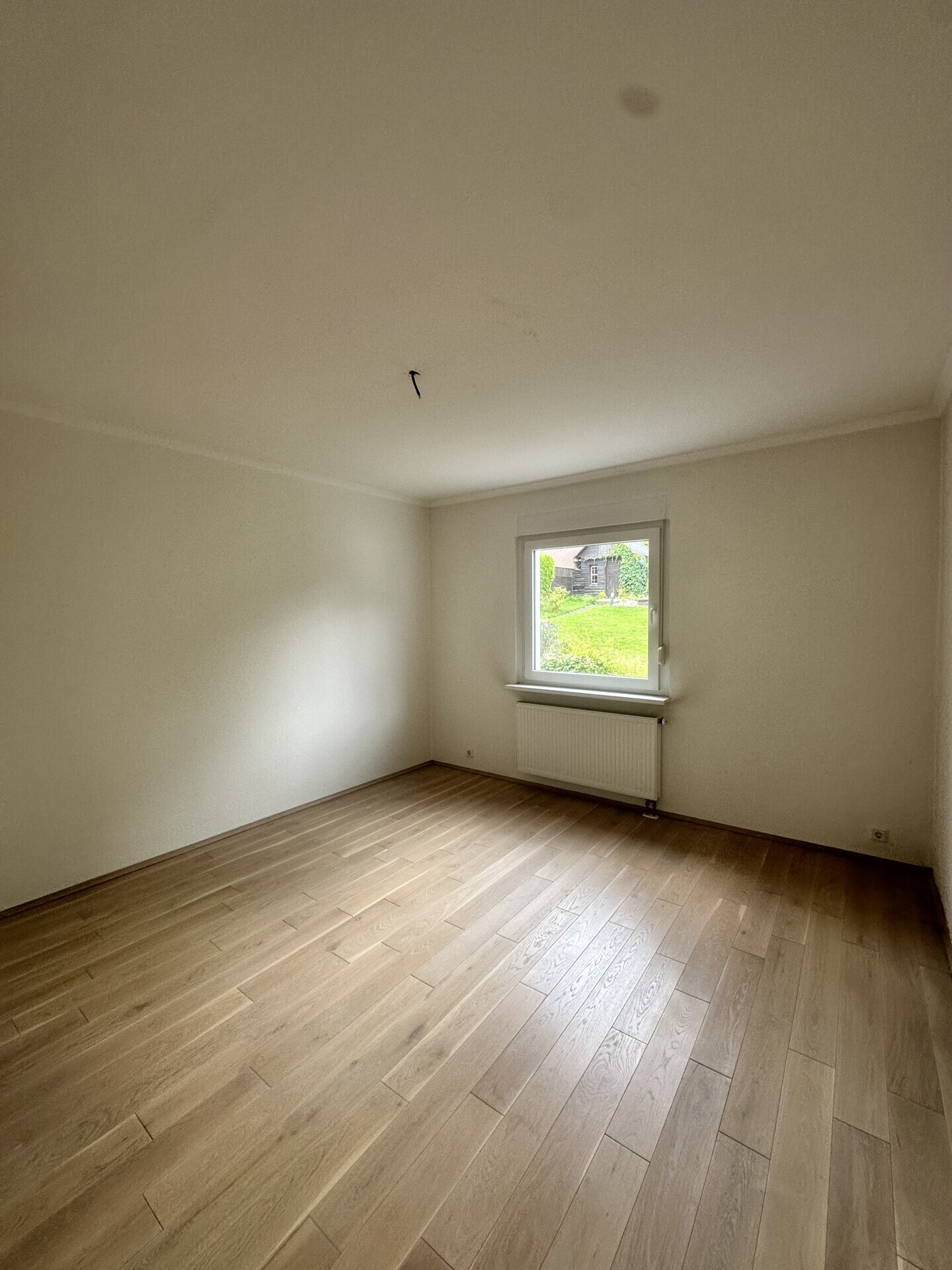 Schlafzimmer/kinderzimmer EG