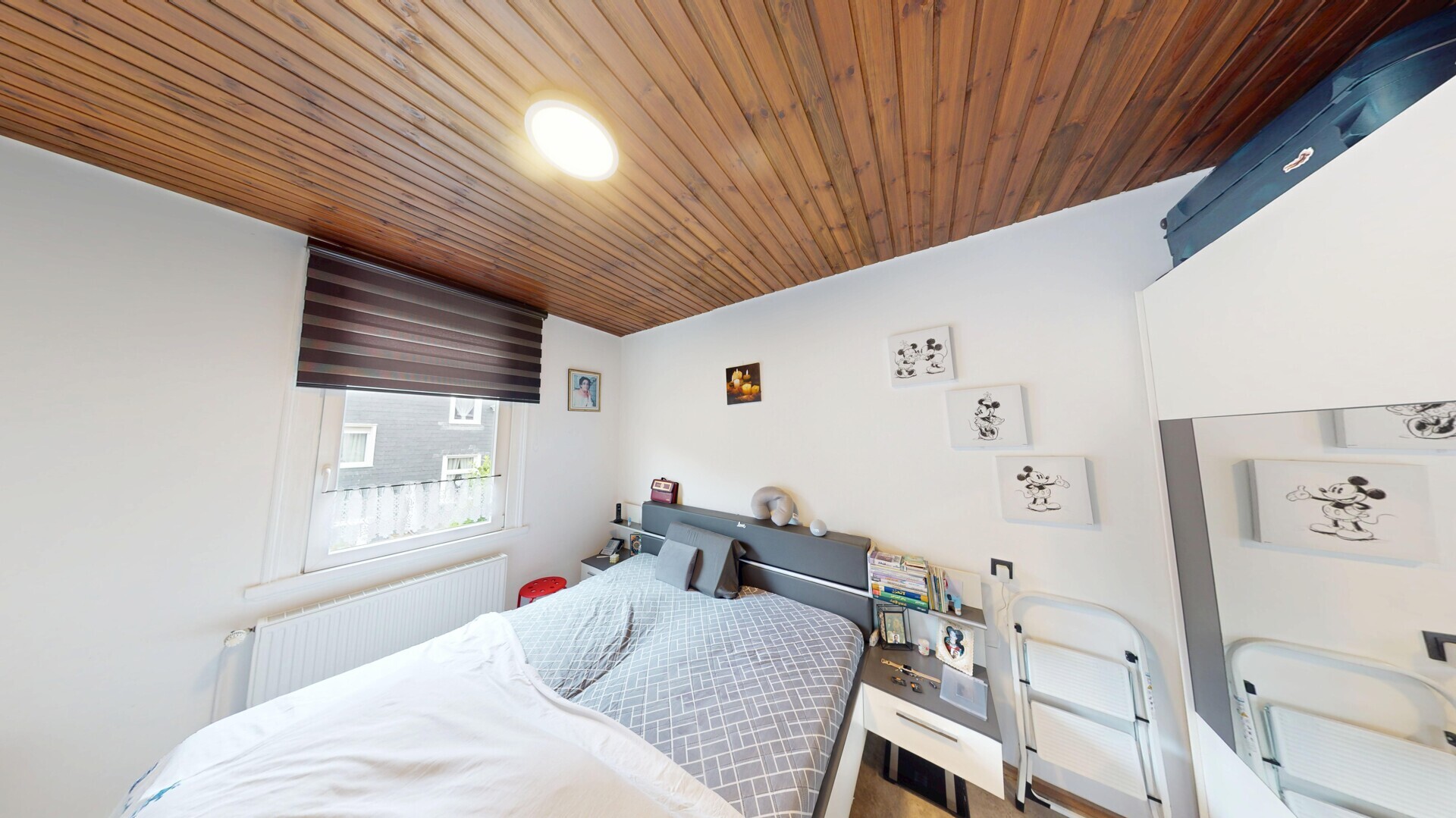 Schlafzimmer 1 OG